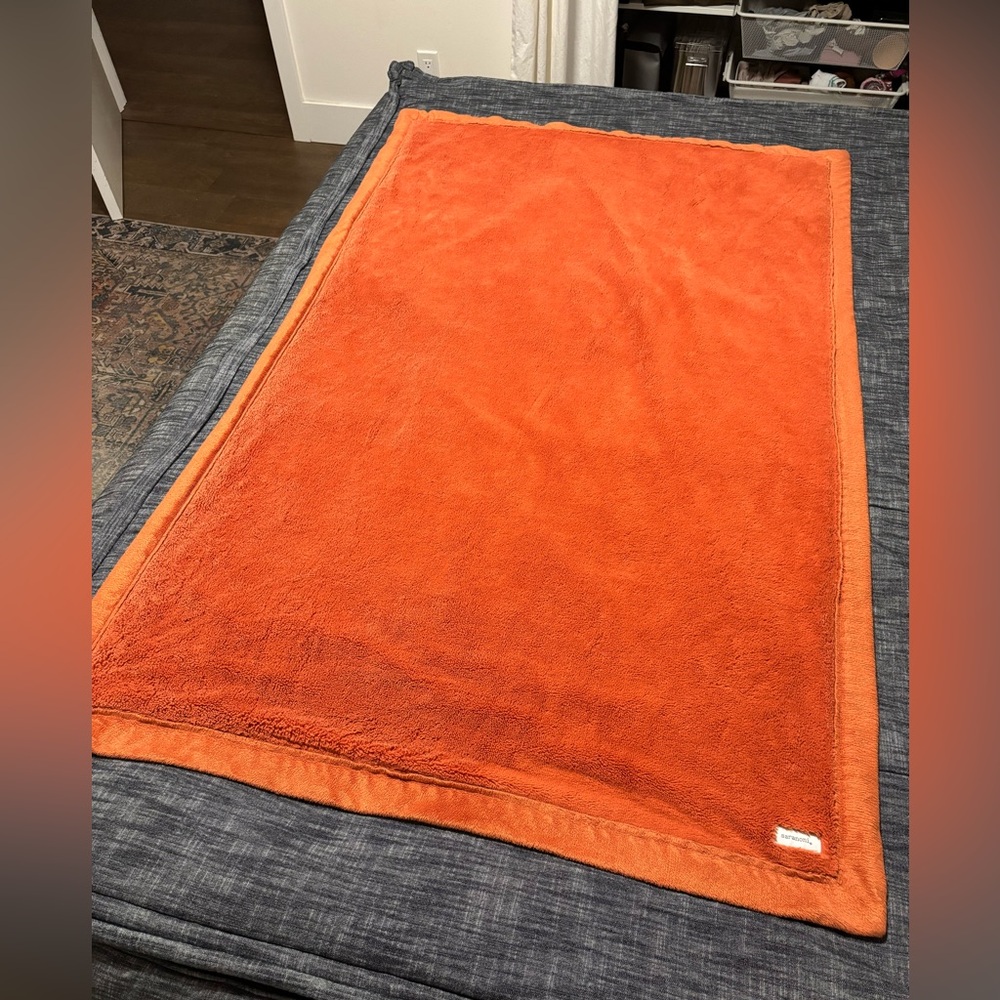 Saranoni Lush Blanket
